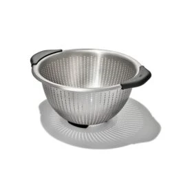 Stainless Steel 5 Qt./ 4.7 L Colander