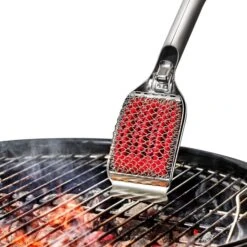 Coiled Grill Brush With Replaceable Head -KitchenCraft Deals Store gg 11356300 coiledgrillbrush pdp 03