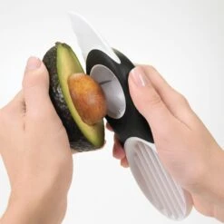 Oxo 3-in-1 Avocado Slicer -KitchenCraft Deals Store oxo oxo 3 in 1 avocado slicer 2