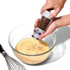 Oxo Adjustable Mess-Free Pepper Grinder -KitchenCraft Deals Store oxo oxo adjustable mess free pepper grinder 3