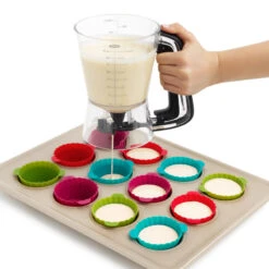 Oxo Batter Dispenser -KitchenCraft Deals Store oxo oxo batter dispenser 2