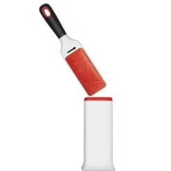 OXO FURLIFTER™ Garment Brush -KitchenCraft Deals Store oxo oxo furlifter garment brush 3