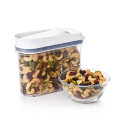 Oxo POP All-Purpose Food Dispenser .75 L