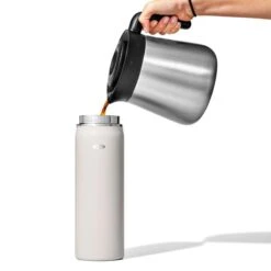 OXO Strive 40 Oz. Handled Water Bottle -KitchenCraft Deals Store str 11333500 insulatedhandle quartz 07 rgb